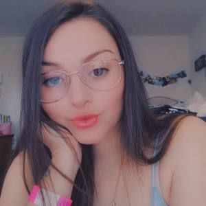 Meet your Posher, Madelyn